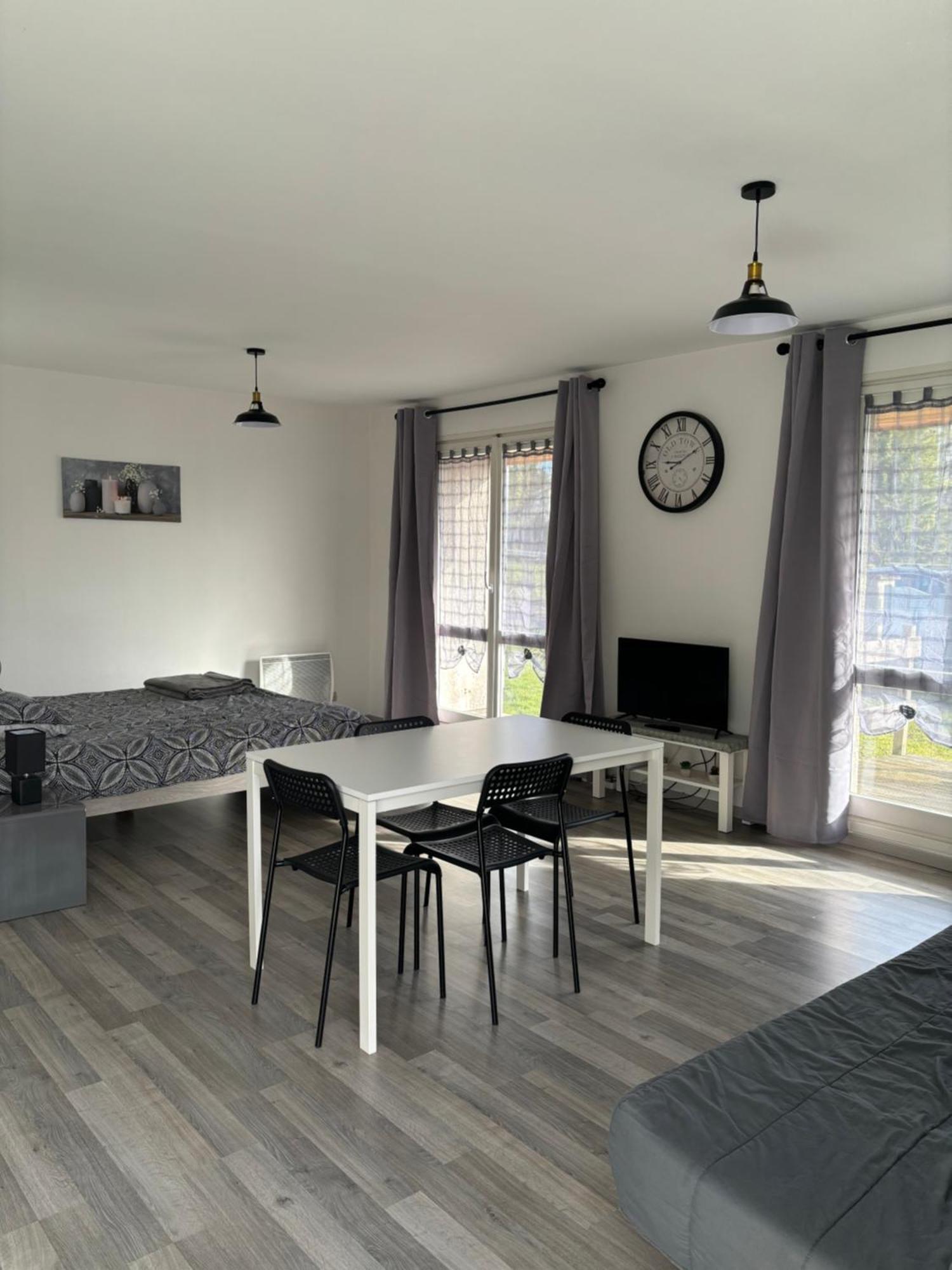 studio Albert avec terrasse a proximité de Metz Esterno foto